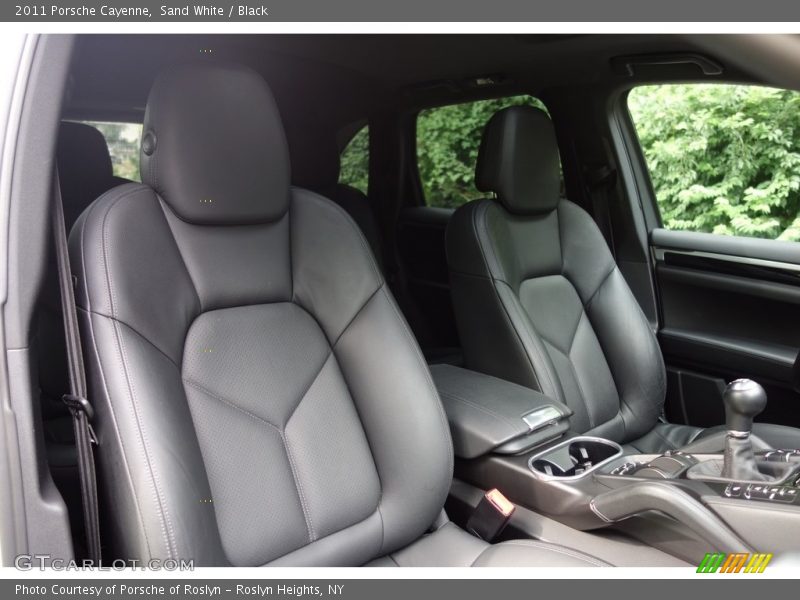 Sand White / Black 2011 Porsche Cayenne