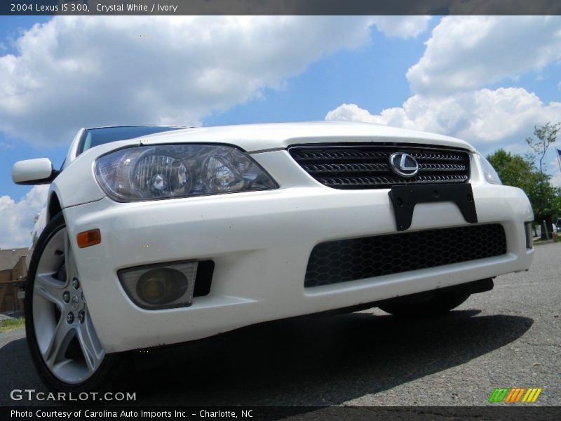 Crystal White / Ivory 2004 Lexus IS 300