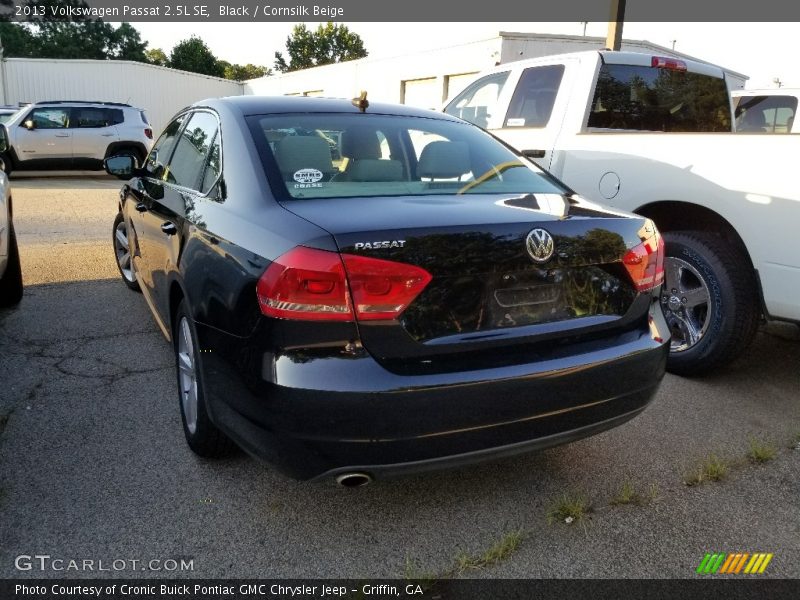 Black / Cornsilk Beige 2013 Volkswagen Passat 2.5L SE