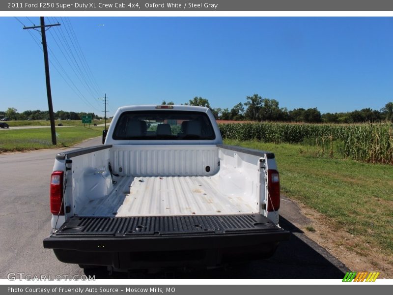 Oxford White / Steel Gray 2011 Ford F250 Super Duty XL Crew Cab 4x4