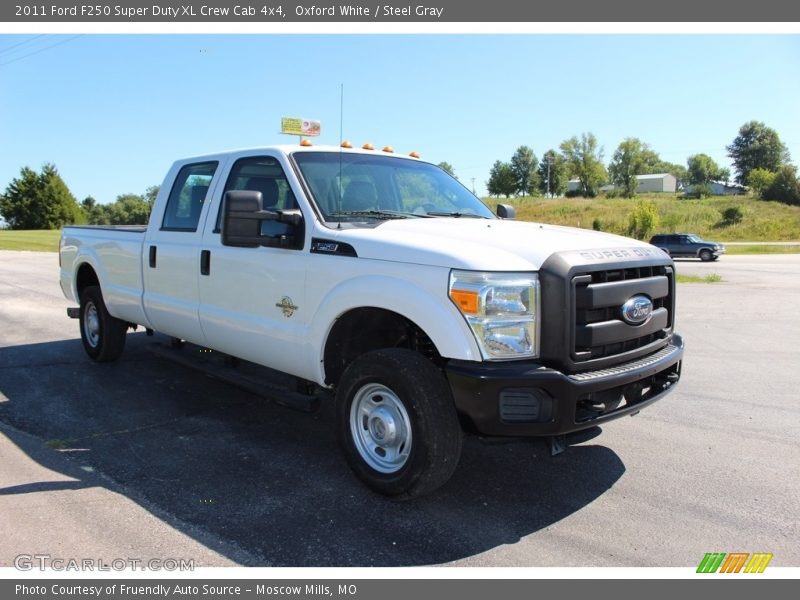 Oxford White / Steel Gray 2011 Ford F250 Super Duty XL Crew Cab 4x4