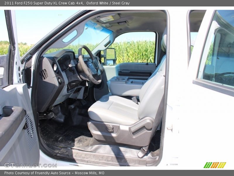 Oxford White / Steel Gray 2011 Ford F250 Super Duty XL Crew Cab 4x4