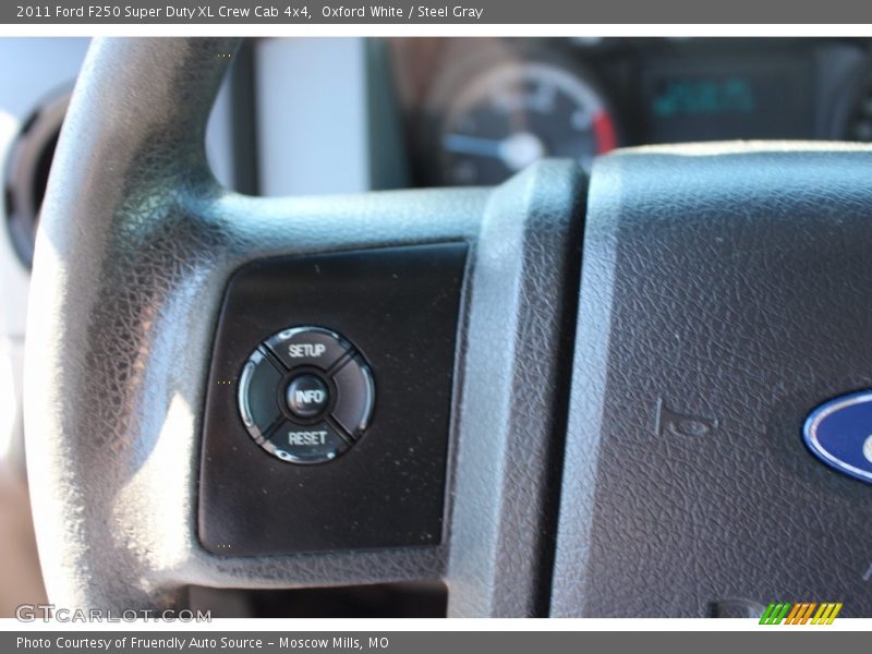 Oxford White / Steel Gray 2011 Ford F250 Super Duty XL Crew Cab 4x4