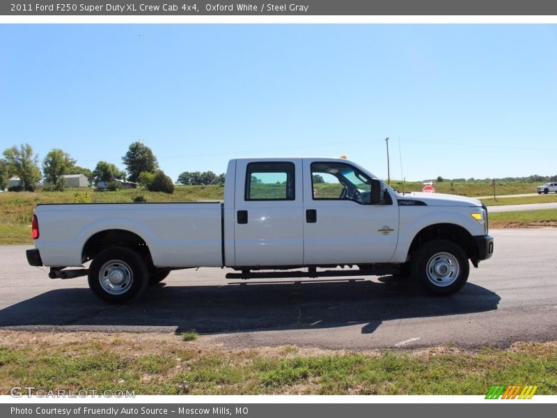 Oxford White / Steel Gray 2011 Ford F250 Super Duty XL Crew Cab 4x4