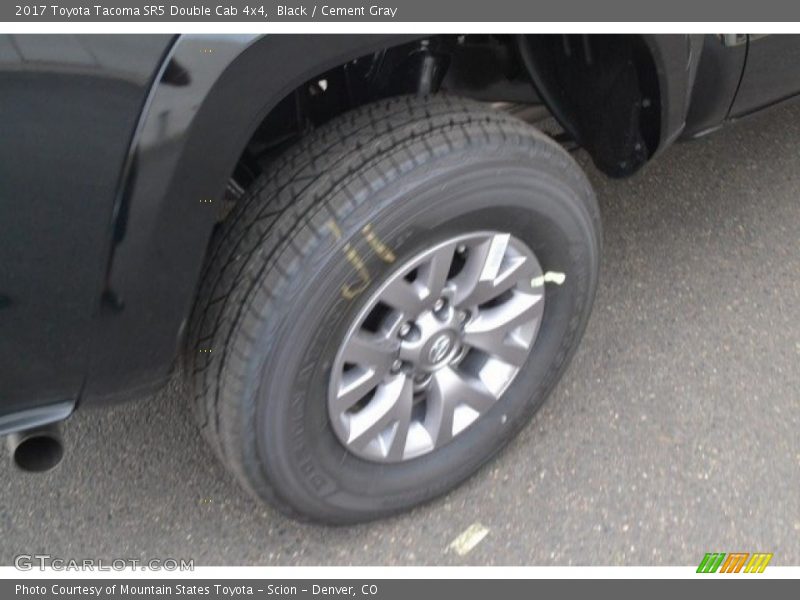 Black / Cement Gray 2017 Toyota Tacoma SR5 Double Cab 4x4