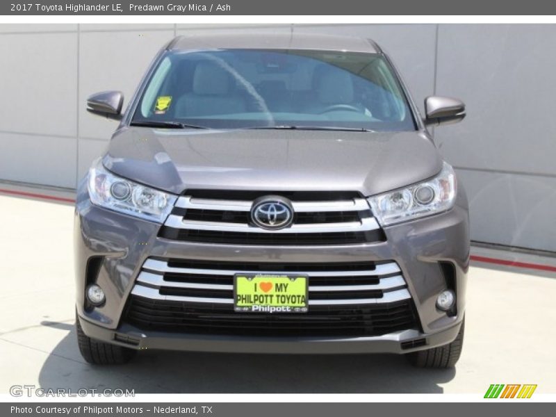 Predawn Gray Mica / Ash 2017 Toyota Highlander LE