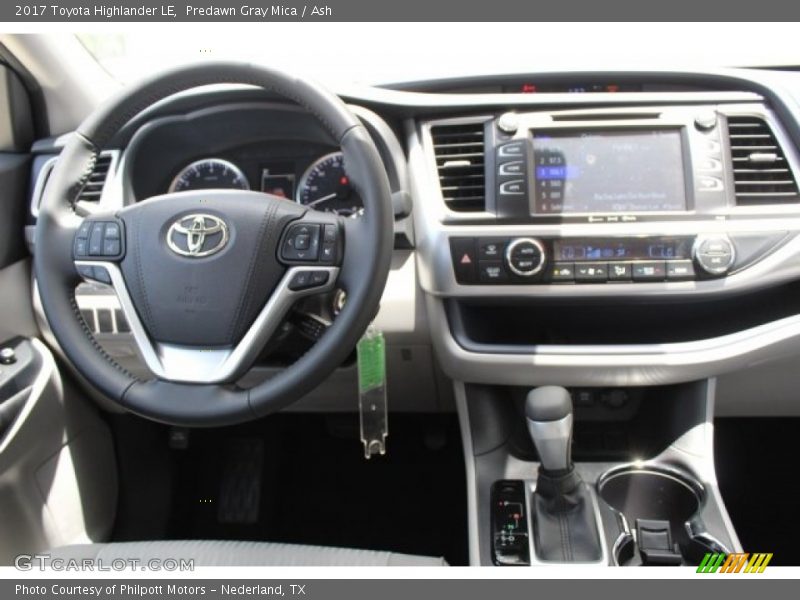 Predawn Gray Mica / Ash 2017 Toyota Highlander LE