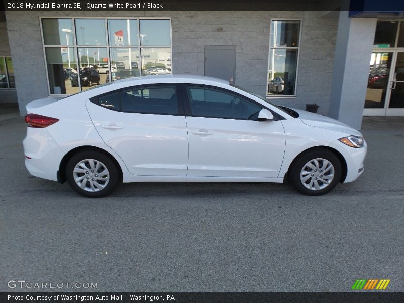 Quartz White Pearl / Black 2018 Hyundai Elantra SE