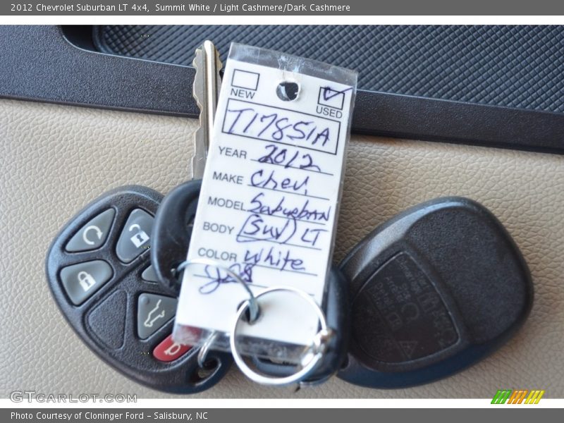 Summit White / Light Cashmere/Dark Cashmere 2012 Chevrolet Suburban LT 4x4