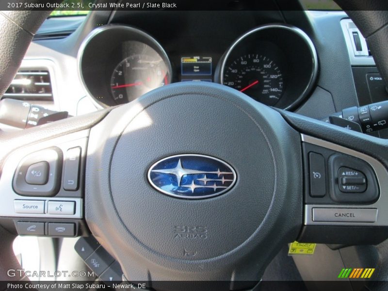 Crystal White Pearl / Slate Black 2017 Subaru Outback 2.5i