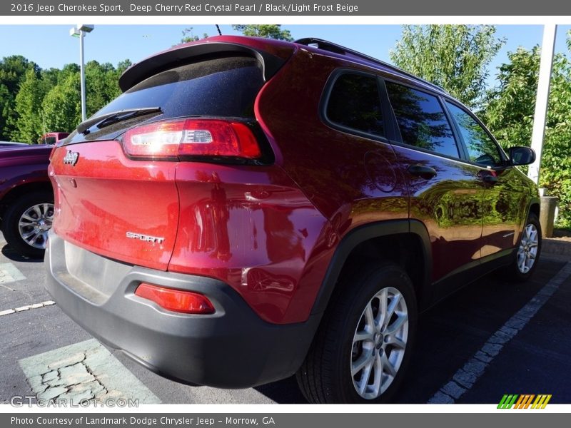 Deep Cherry Red Crystal Pearl / Black/Light Frost Beige 2016 Jeep Cherokee Sport