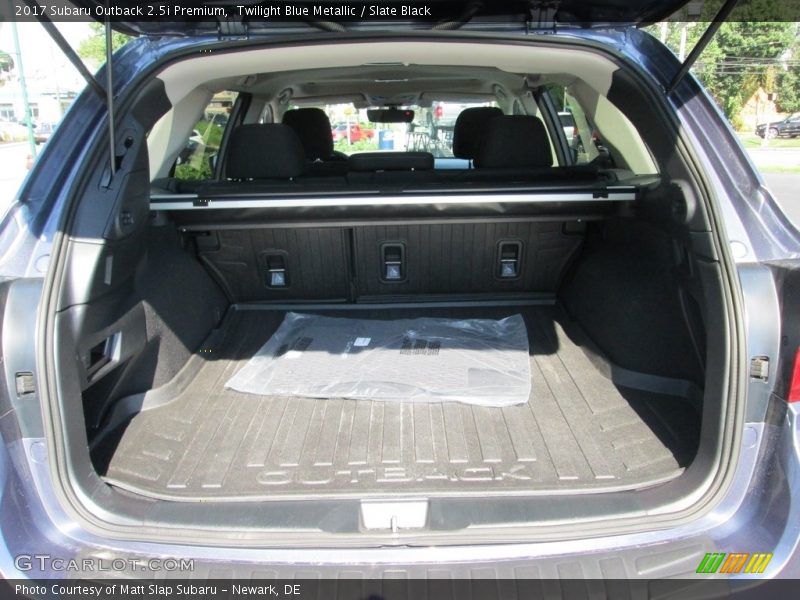 Twilight Blue Metallic / Slate Black 2017 Subaru Outback 2.5i Premium