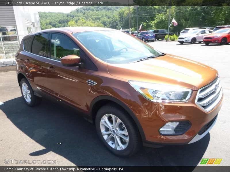 Canyon Ridge / Charcoal Black 2017 Ford Escape SE 4WD