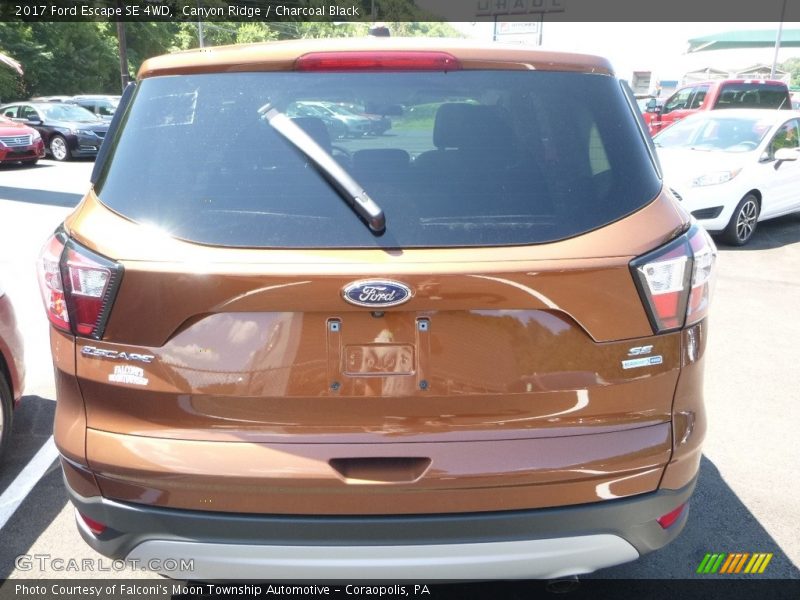 Canyon Ridge / Charcoal Black 2017 Ford Escape SE 4WD