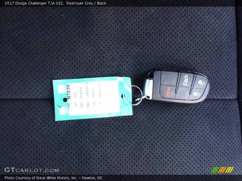 Destroyer Grey / Black 2017 Dodge Challenger T/A 392
