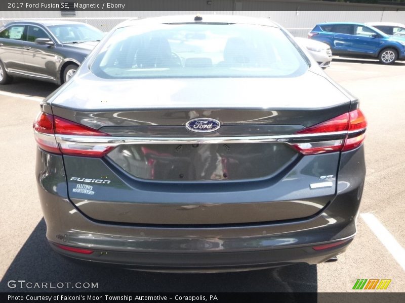 Magnetic / Ebony 2017 Ford Fusion SE