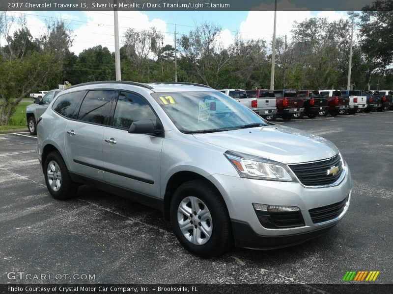  2017 Traverse LS Silver Ice Metallic