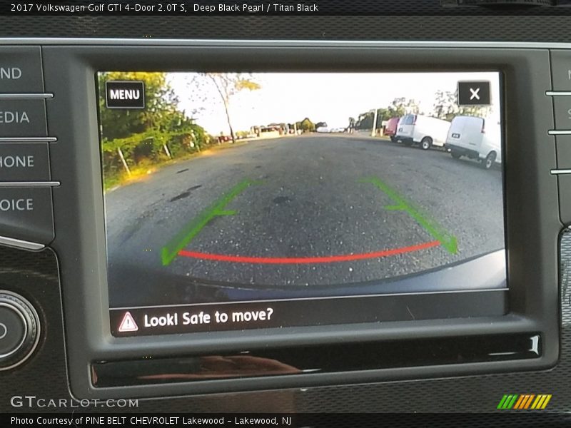 Deep Black Pearl / Titan Black 2017 Volkswagen Golf GTI 4-Door 2.0T S