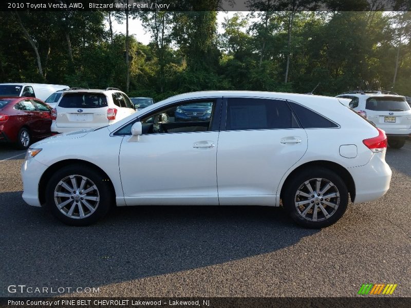 Blizzard White Pearl / Ivory 2010 Toyota Venza AWD