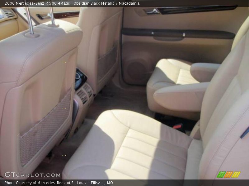Obsidian Black Metallic / Macadamia 2006 Mercedes-Benz R 500 4Matic
