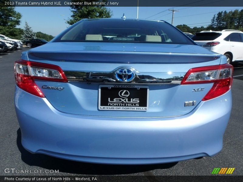 Clearwater Blue Metallic / Ivory 2013 Toyota Camry Hybrid XLE