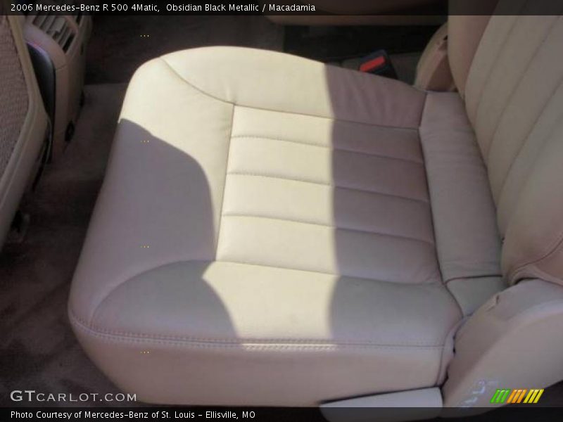 Obsidian Black Metallic / Macadamia 2006 Mercedes-Benz R 500 4Matic