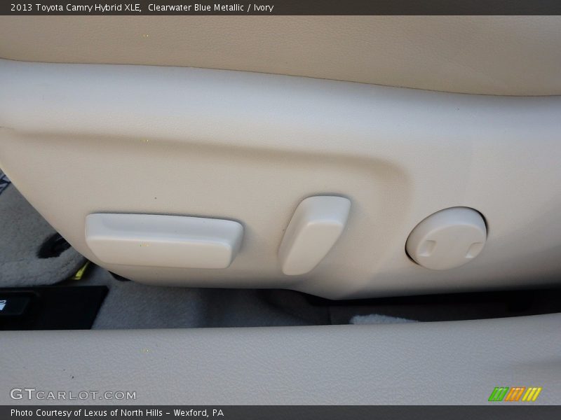 Clearwater Blue Metallic / Ivory 2013 Toyota Camry Hybrid XLE
