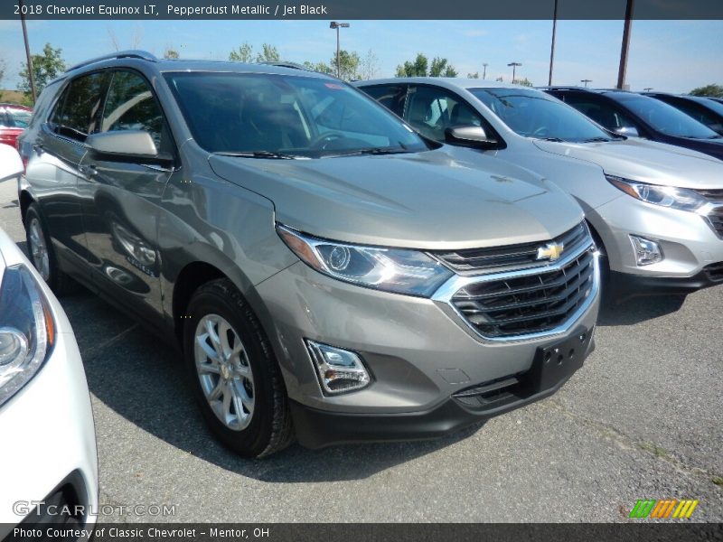 Pepperdust Metallic / Jet Black 2018 Chevrolet Equinox LT