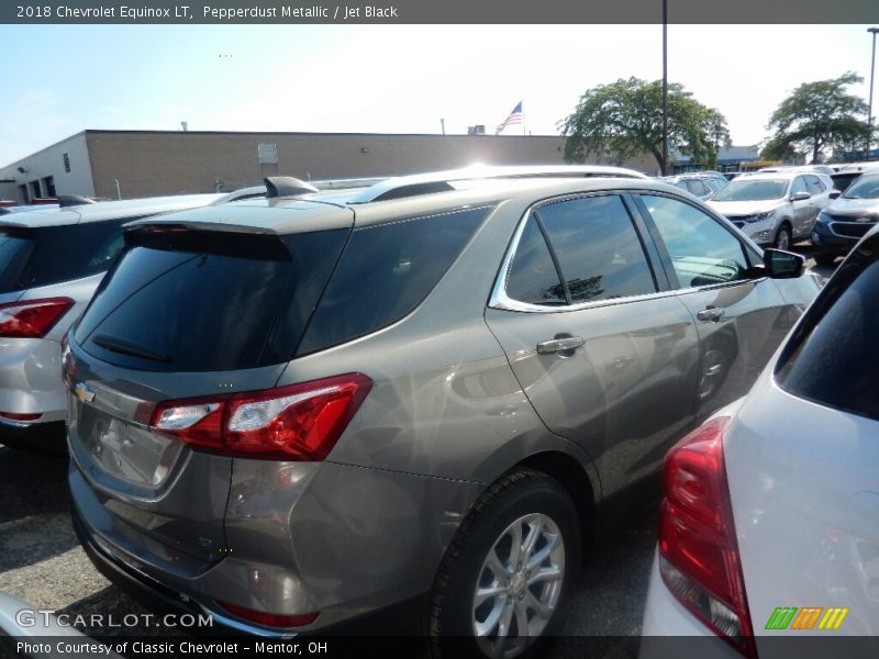 Pepperdust Metallic / Jet Black 2018 Chevrolet Equinox LT