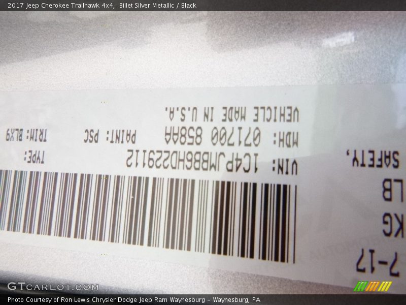 Billet Silver Metallic / Black 2017 Jeep Cherokee Trailhawk 4x4