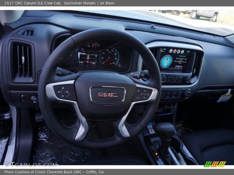 Quicksilver Metallic / Jet Black 2017 GMC Canyon SLE Crew Cab