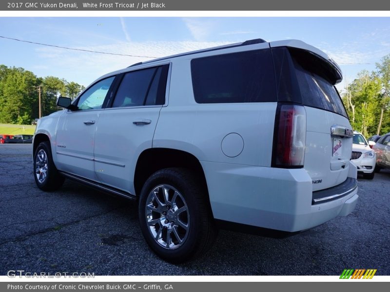 White Frost Tricoat / Jet Black 2017 GMC Yukon Denali