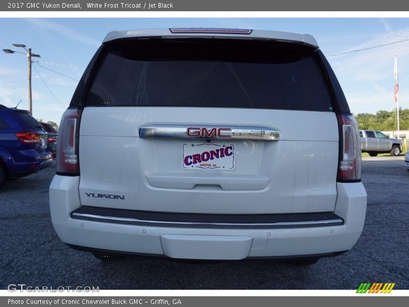 White Frost Tricoat / Jet Black 2017 GMC Yukon Denali