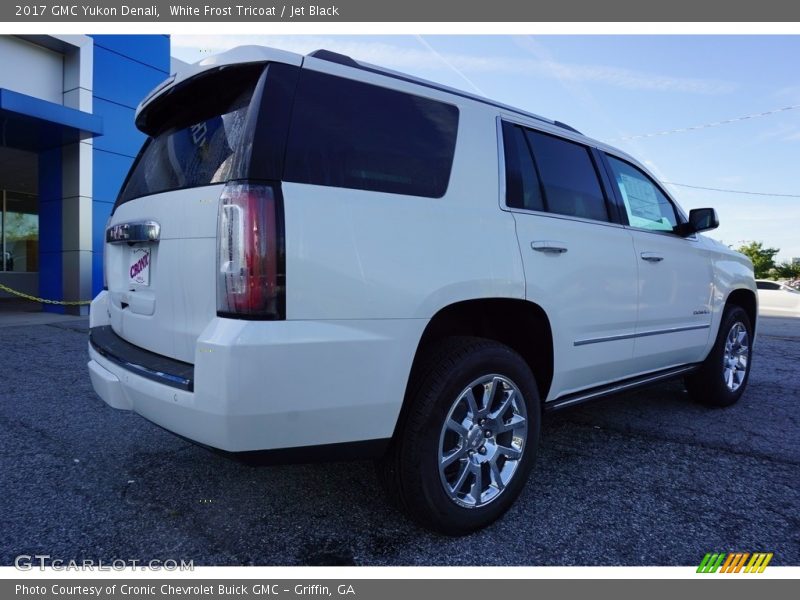 White Frost Tricoat / Jet Black 2017 GMC Yukon Denali