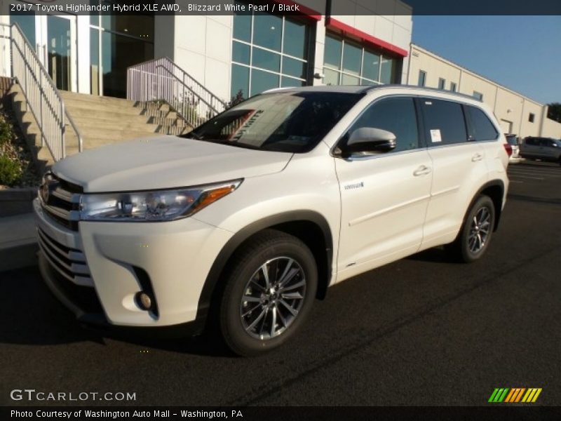 Blizzard White Pearl / Black 2017 Toyota Highlander Hybrid XLE AWD