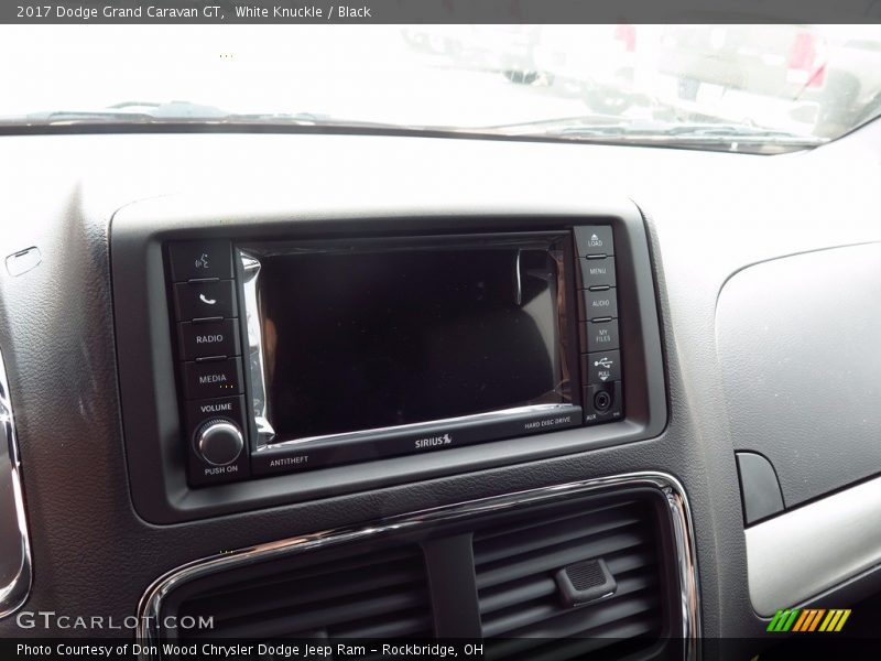 White Knuckle / Black 2017 Dodge Grand Caravan GT