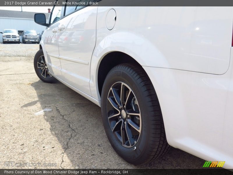 White Knuckle / Black 2017 Dodge Grand Caravan GT