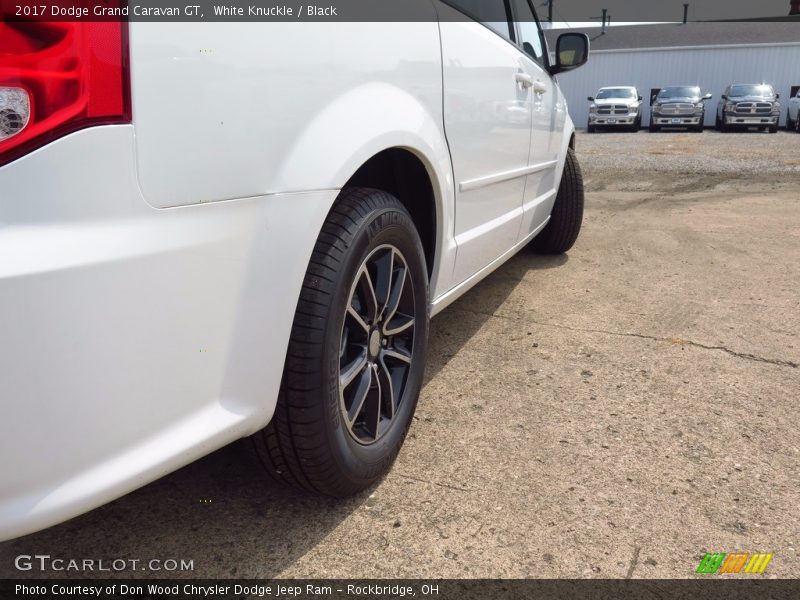 White Knuckle / Black 2017 Dodge Grand Caravan GT