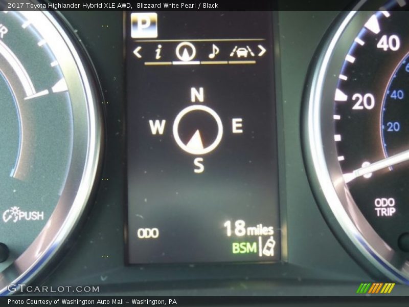 Blizzard White Pearl / Black 2017 Toyota Highlander Hybrid XLE AWD