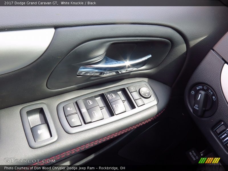 White Knuckle / Black 2017 Dodge Grand Caravan GT