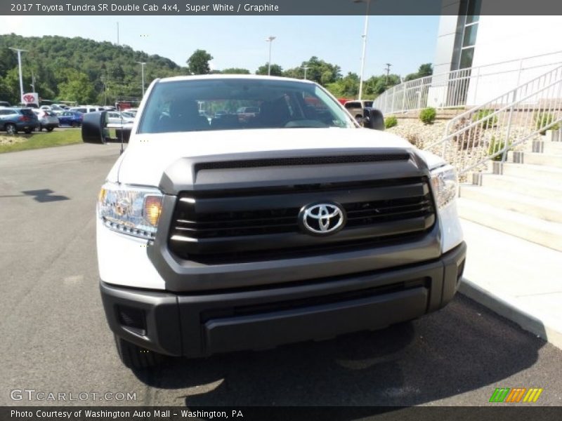 Super White / Graphite 2017 Toyota Tundra SR Double Cab 4x4