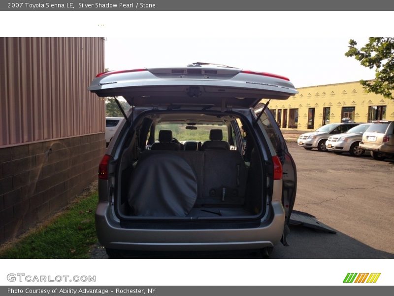 Silver Shadow Pearl / Stone 2007 Toyota Sienna LE