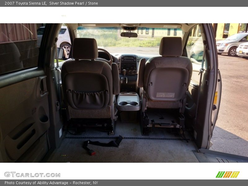Silver Shadow Pearl / Stone 2007 Toyota Sienna LE