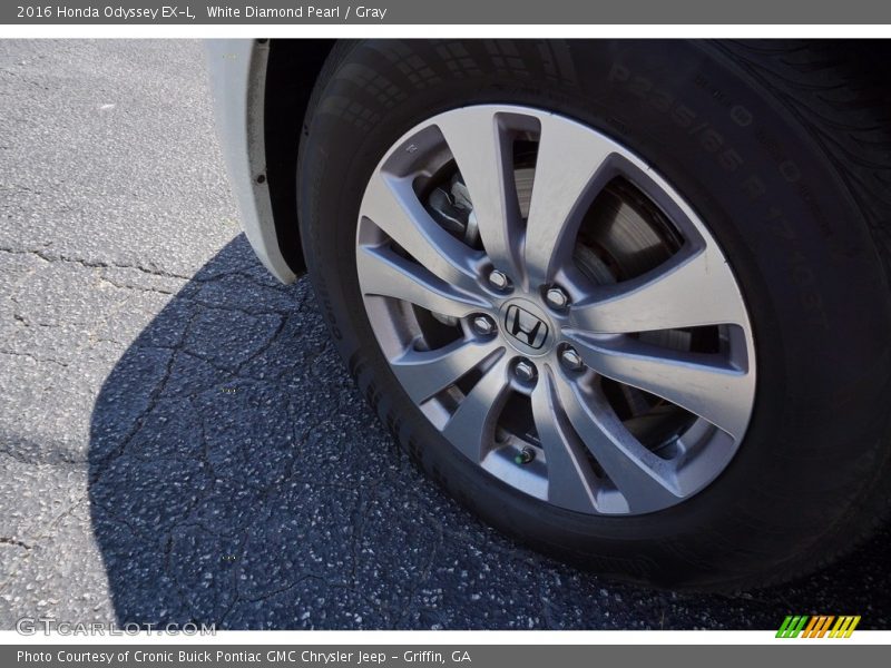 White Diamond Pearl / Gray 2016 Honda Odyssey EX-L