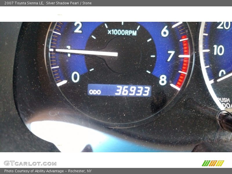 Silver Shadow Pearl / Stone 2007 Toyota Sienna LE