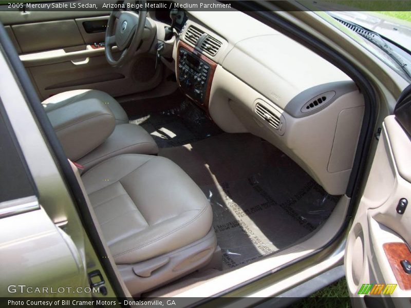 Arizona Beige Metallic / Medium Parchment 2005 Mercury Sable LS Sedan