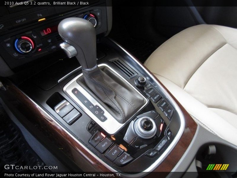 Brilliant Black / Black 2010 Audi Q5 3.2 quattro