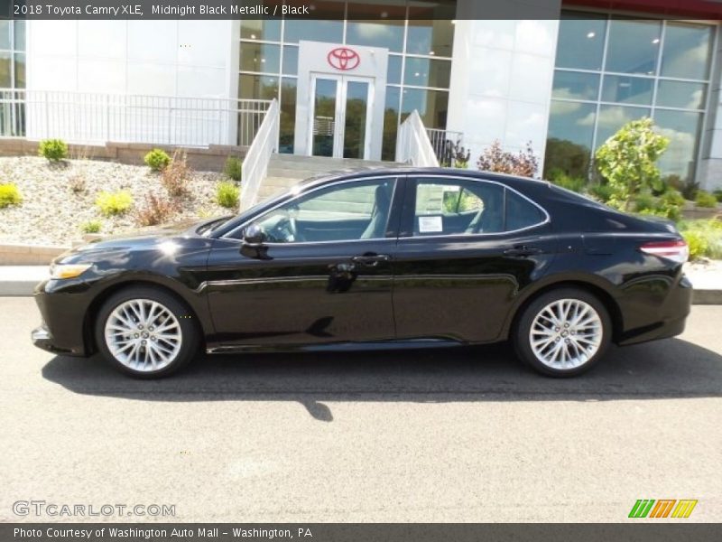  2018 Camry XLE Midnight Black Metallic
