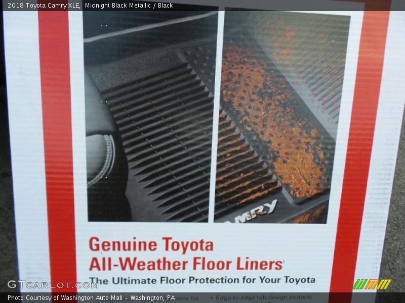 Midnight Black Metallic / Black 2018 Toyota Camry XLE