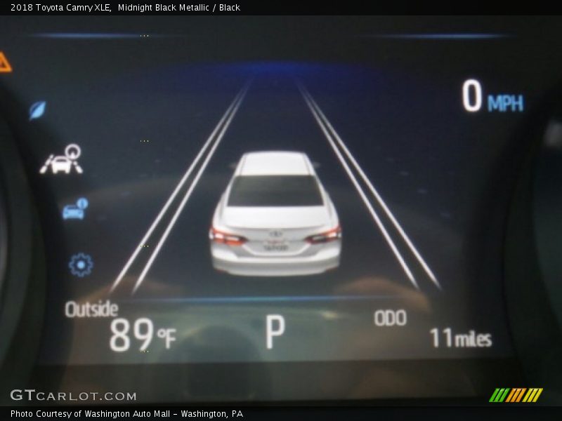 Midnight Black Metallic / Black 2018 Toyota Camry XLE